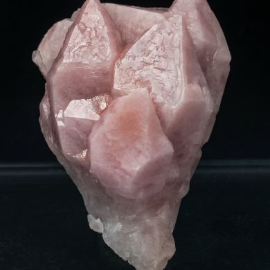 Quartz (variety rose quartz)