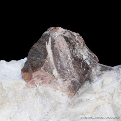 Stillwellite-(Ce) on Calcite