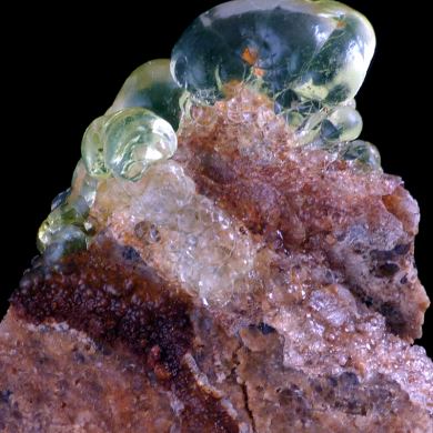 Opal var. hyalite CRAZY FLUORESCENCE