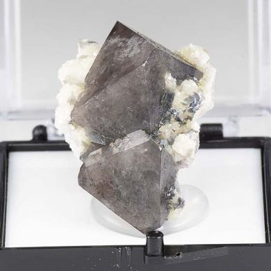 Scheelite with Dolomite, Ferberite